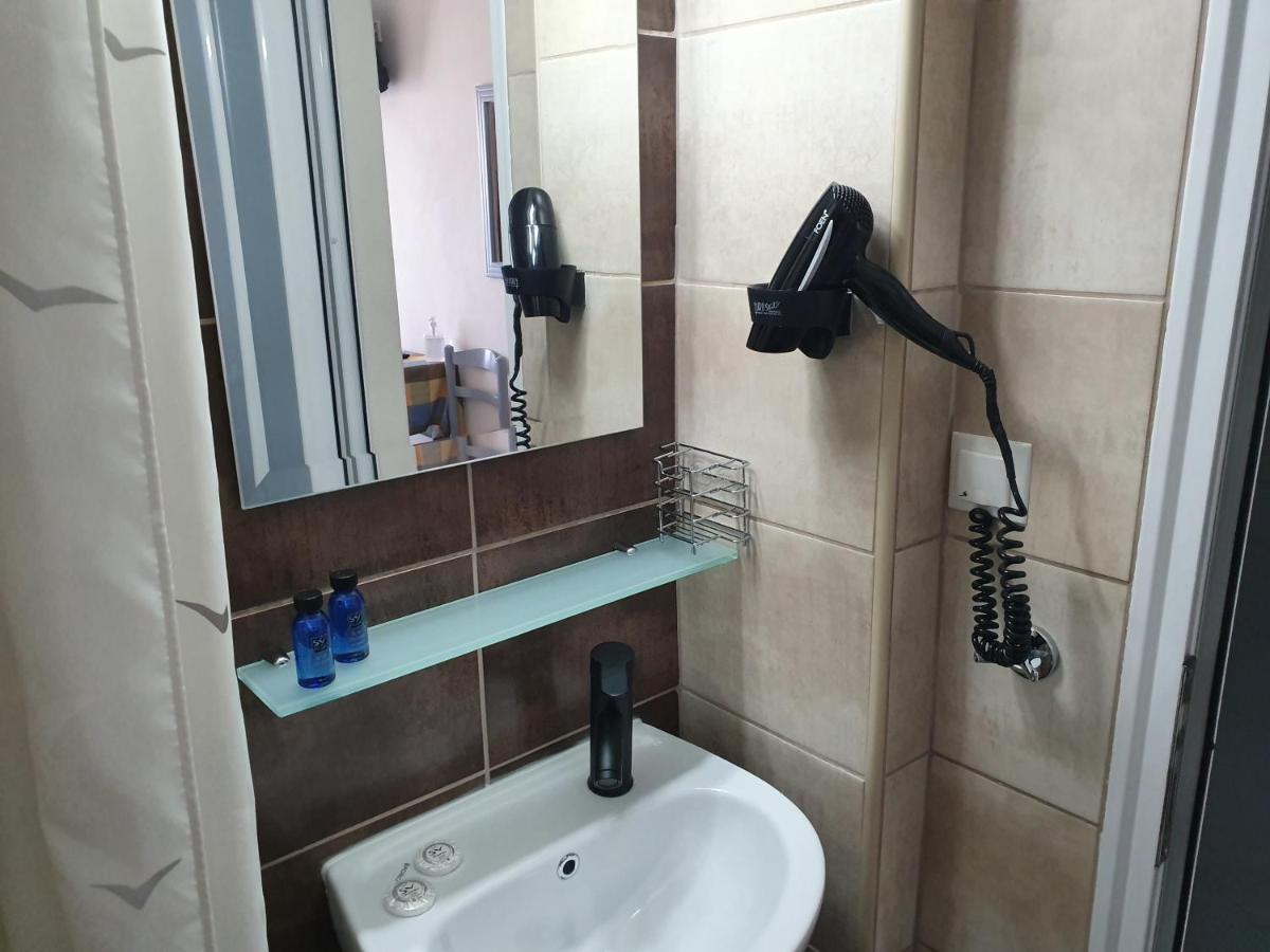 Calypso Beach Hotel Paralía Kültér fotó