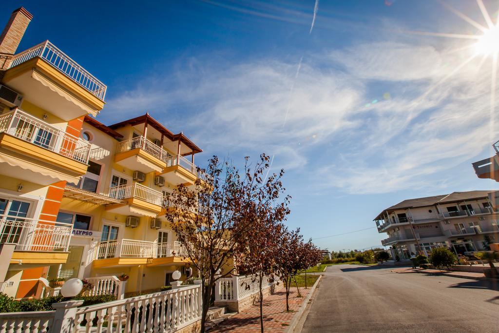 Calypso Beach Hotel Paralía Kültér fotó