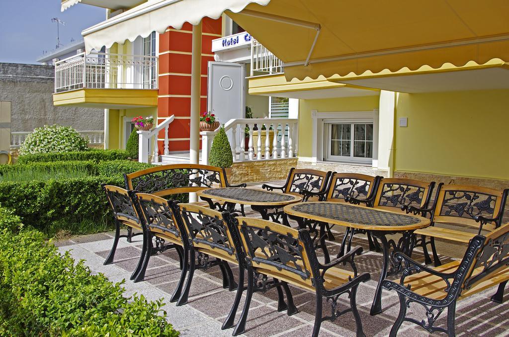 Calypso Beach Hotel Paralía Kültér fotó